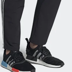 Adidas Originals Nmd_R1 Unisex - Zapatillas - Core Black/Silver Metallic/Solar Red