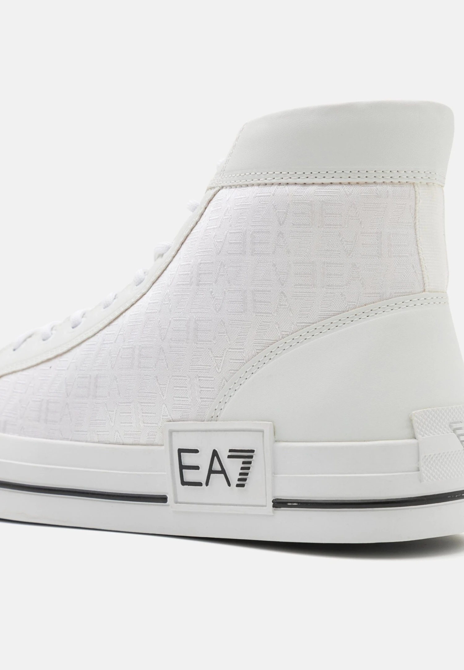 EA7 Emporio Armani All Over Unisex - Zapatillas Altas - White/Black 8 EA7 Emporio Armani All Over Unisex - Zapatillas Altas - White/Black - Imagen 6