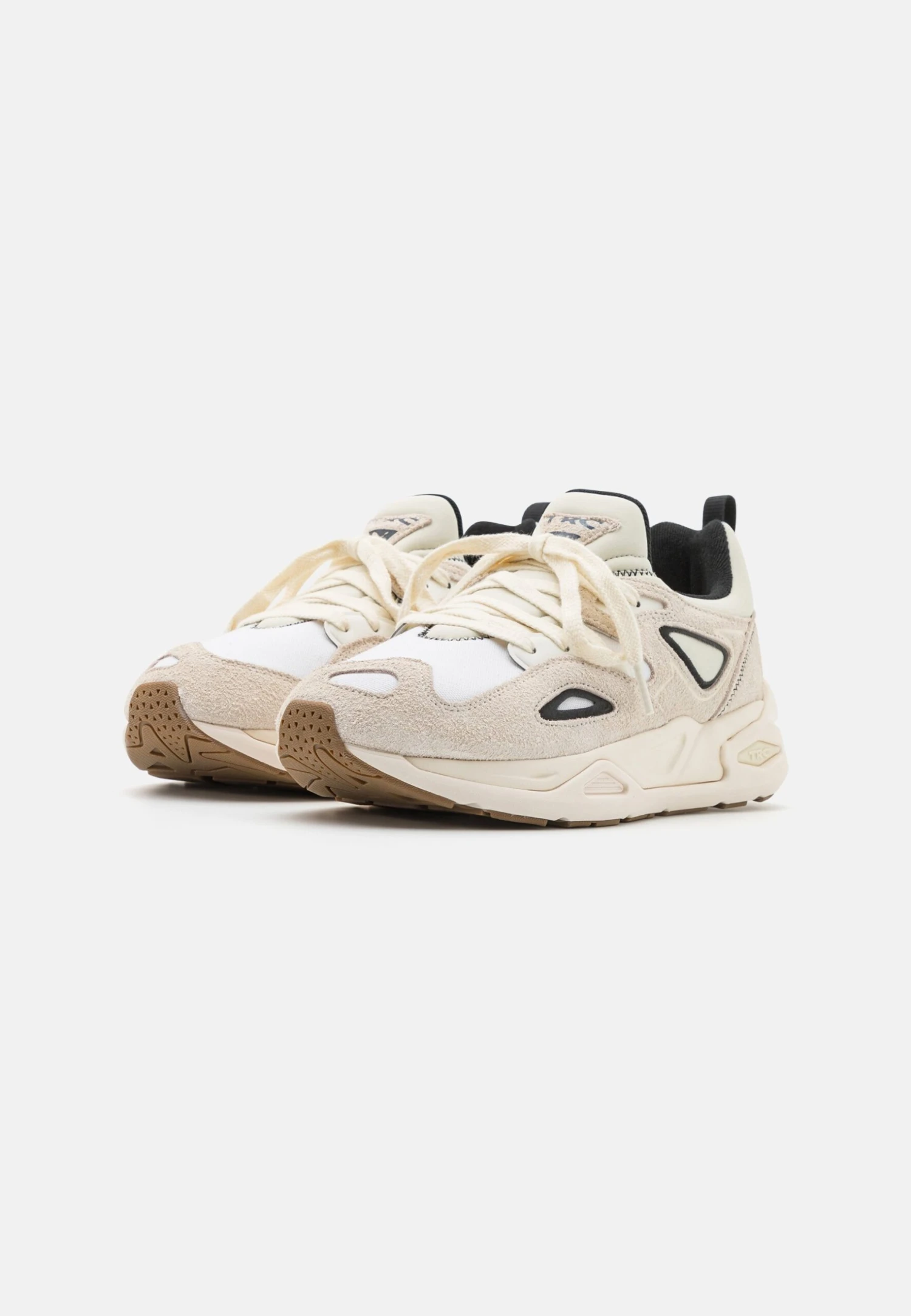 Puma Trc Blaze Worn Out Unisex - Zapatillas - Pristine/Black 4 Puma Trc Blaze Worn Out Unisex - Zapatillas - Pristine/Black - Imagen 2
