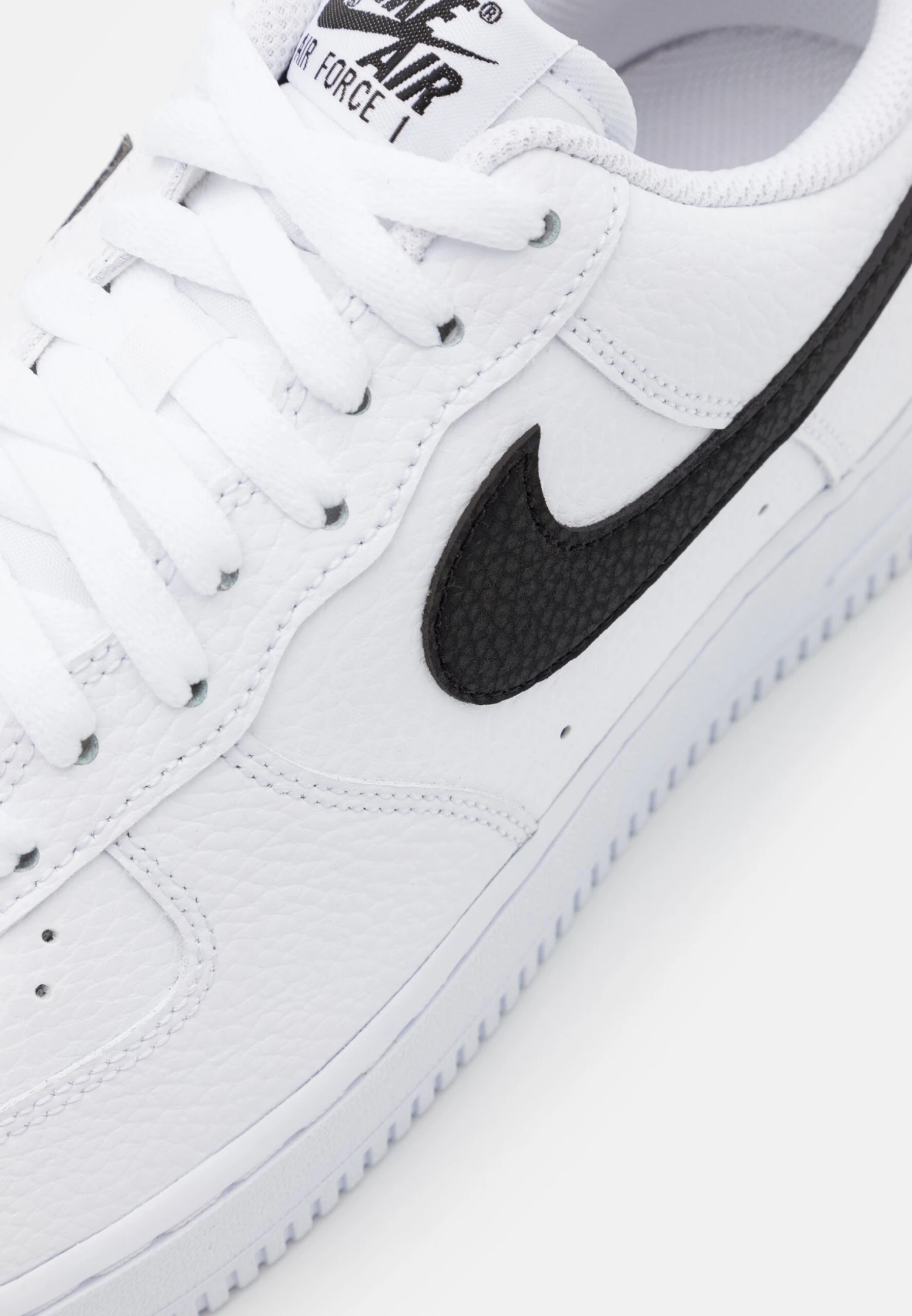 Nike Sportswear Air Force 1 '07 - Zapatillas - White/Black 8 Nike Sportswear Air Force 1 '07 - Zapatillas - White/Black - Imagen 6