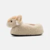 Highland Ram Slipper - Pantuflas - Tan -Geox Ventas 71561cc7db4948f2a2a3d661c60b8ba9 scaled