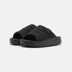 Ugg Maxxer Slide - Sandalias Planas - Black -Geox Ventas c1f874bd86c04df582fb1d272b72345c scaled