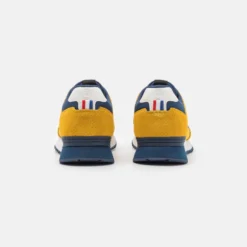 Colmar Originals Travis Authentic - Zapatillas - Ochre/Navy 10 Colmar Originals Travis Authentic - Zapatillas - Ochre/Navy -Geox Ventas c35b9adb43b34293b267a83b43d0cac1 scaled