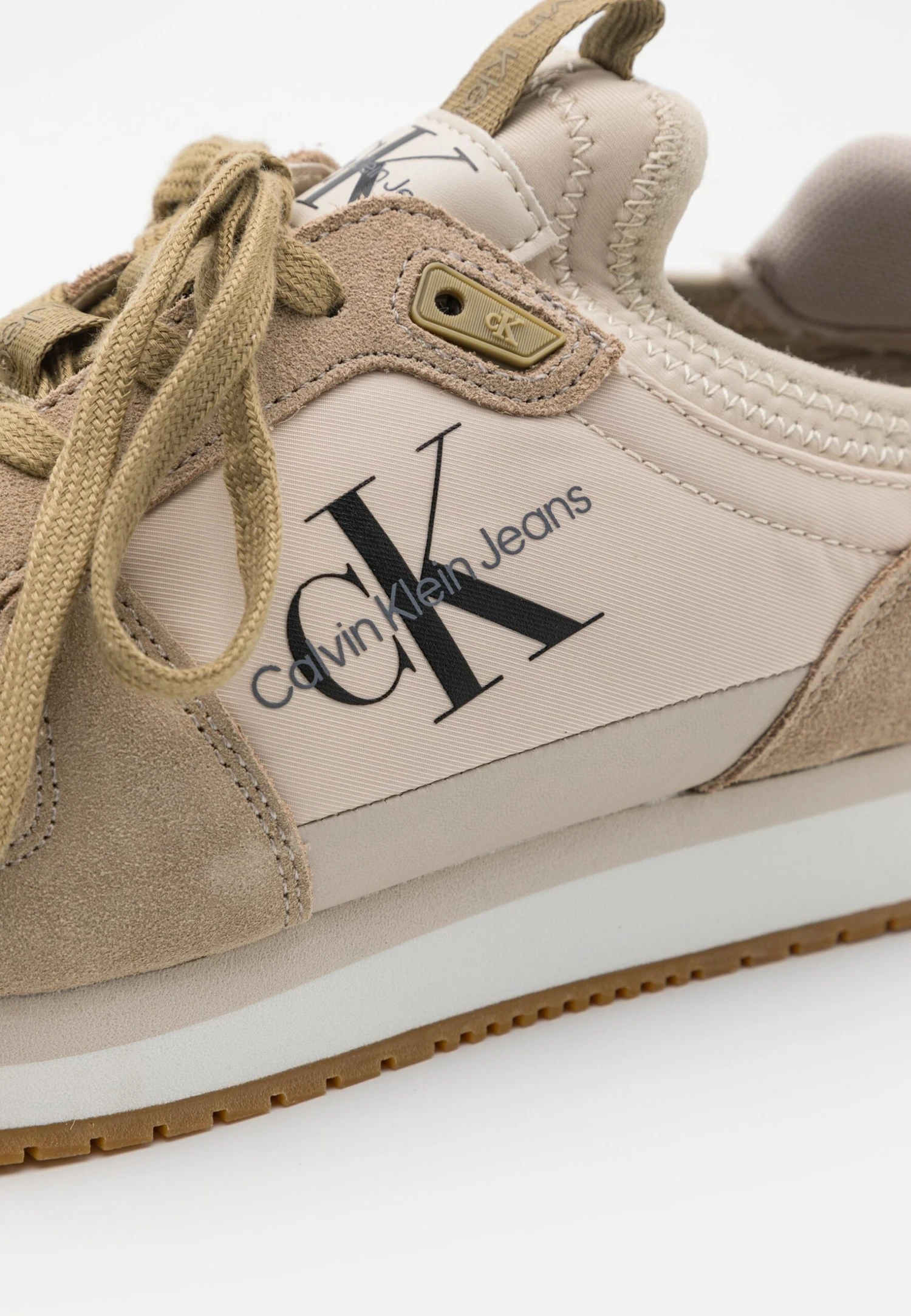 Calvin Klein Jeans Runner Sock Laceup - Zapatillas - Eggshell/Travertine 8 Calvin Klein Jeans Runner Sock Laceup - Zapatillas - Eggshell/Travertine - Imagen 6