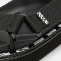 MOSCHINO Label - Sandalias De Senderismo - Fantasy Color -Geox Ventas d544d136c03a4527aad0e607c99fab38 scaled