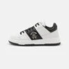 Roberto Cavalli Zapatillas - White/Black 1 Roberto Cavalli Zapatillas - White/Black -Geox Ventas e77b376384264ad8b7df4f9fd1155ba3