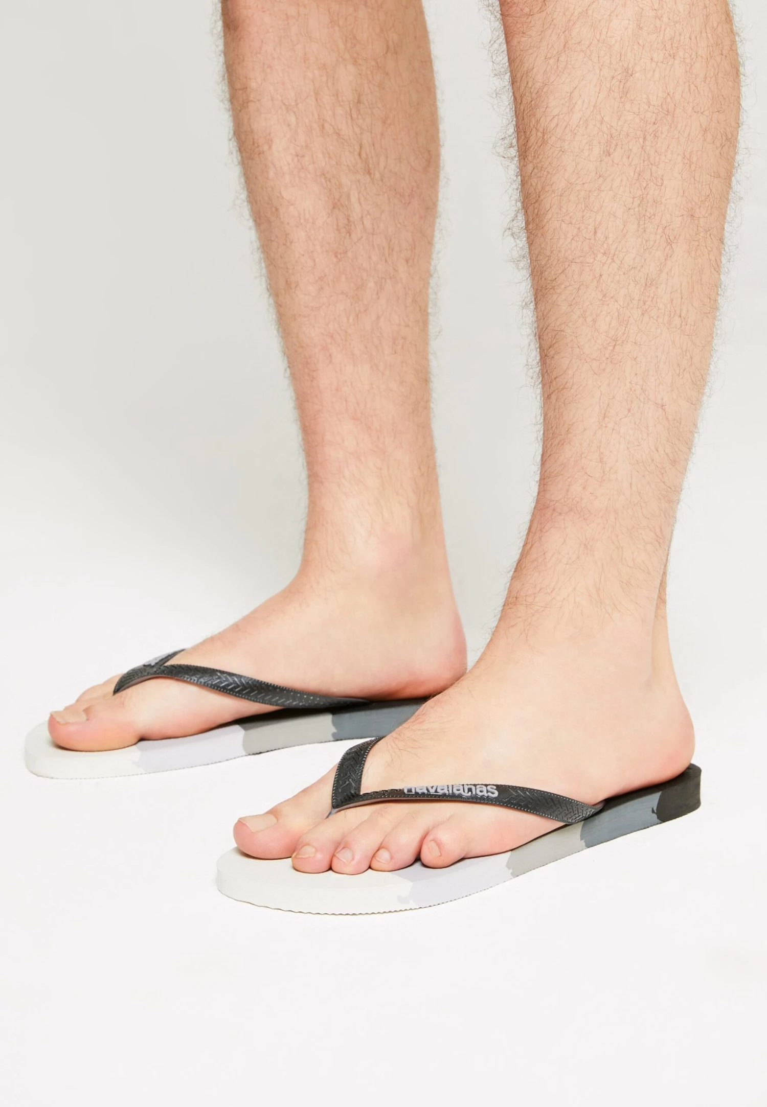 Havaianas Logomania Unisex - Chanclas De Dedo - Gradient Black 3 Havaianas Logomania Unisex - Chanclas De Dedo - Gradient Black